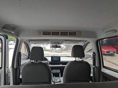 Wuling Hongguang New Energy Pure Electric 300KM Practical Edition - ფოტო 18