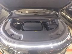 Li Auto L9 2023 Pro - ფოტო 20