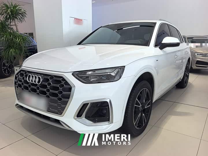 Audi Q5L 40 TFSI Fashion Dynamic - ავტომობილი ჩინეთიდან
