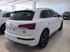 Audi Q5L 40 TFSI Fashion Dynamic - ფოტო 7