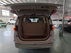 Buick GL8 ES LuZun Flagship - ფოტო 19