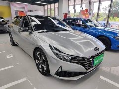 Hyundai Elantra 2022 1.5L CVT Luxury - ფოტო 4
