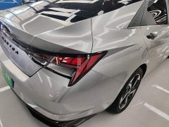 Hyundai Elantra 2022 1.5L CVT Luxury - ფოტო 8