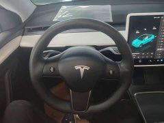 Tesla Model Y Rear-Wheel Drive - ფოტო 11