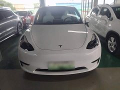 Tesla Model Y Rear-Wheel Drive - ფოტო 3