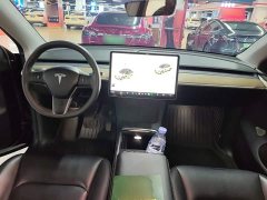 Tesla Model Y Standard Range RWD - ფოტო 10