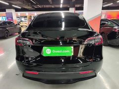 Tesla Model Y Standard Range RWD - ფოტო 6