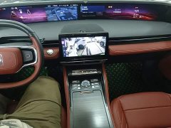 Lincoln Navigator 2025 2.0T AWD Prestige - ფოტო 14