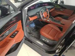 Lincoln Navigator 2025 2.0T AWD Prestige - ფოტო 16