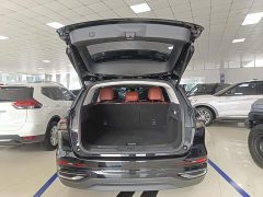 Lincoln Navigator 2025 2.0T AWD Prestige - ფოტო 19