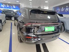 Lincoln Navigator 2025 2.0T AWD Prestige - ფოტო 5
