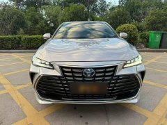 Toyota Avalon Hybrid 2.5L Luxury - ფოტო 11
