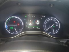 Toyota Avalon Hybrid 2.5L Luxury - ფოტო 8