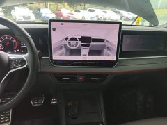 Volkswagen Taos L 380TSI AWD Luxury Easy Package - ფოტო 13