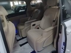 Buick GL8 New Energy Lusang Respect Edition - ფოტო 17