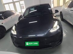 Tesla Model Y Rear-Wheel Drive - ფოტო 3