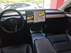 Tesla Model Y Standard Range RWD - ფოტო 10