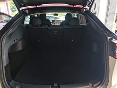 Tesla Model Y Standard Range RWD - ფოტო 19