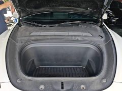 Tesla Model Y Standard Range RWD - ფოტო 20