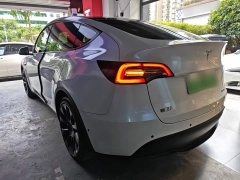 Tesla Model Y Standard Range RWD - ფოტო 5