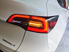 Tesla Model Y Standard Range RWD - ფოტო 8