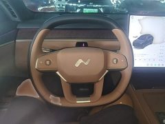 Nio Lerado L90 Max Six-Seater - ფოტო 11