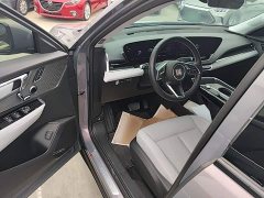 Buick E5 Premium Long-Range Edition - ფოტო 16