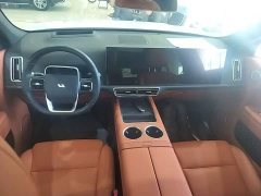 Li Auto L7 Pro - ფოტო 10