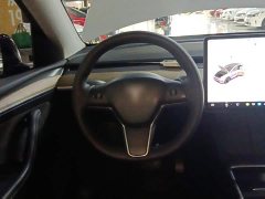 Tesla Model Y Standard Range RWD - ფოტო 11