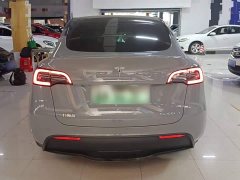 Tesla Model Y Standard Range RWD - ფოტო 6