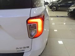 Ford Explorer 2020 EcoBoost 285 AWD Fashion 7-Seater - ფოტო 8