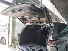 Toyota Sienna 2.5L Hybrid Premium Edition - ფოტო 19