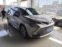 Toyota Sienna 2.5L Hybrid Premium Edition - ფოტო 4