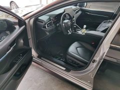 Toyota Camry 2.5G Luxury - ფოტო 12
