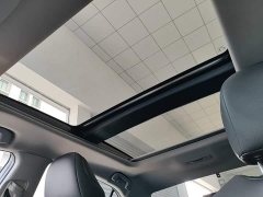 Toyota Camry 2.5G Luxury - ფოტო 14