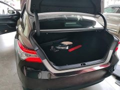 Toyota Camry 2.5G Luxury - ფოტო 15