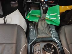 Volkswagen Passat 380TSI Luxury - ფოტო 14