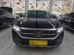 Volkswagen Passat 380TSI Luxury - ფოტო 3