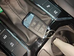 Volkswagen Passat 380TSI Luxury - ფოტო 9