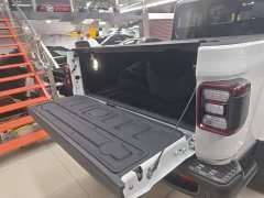 Jeep Gladiator 3.6L Overland - ფოტო 19