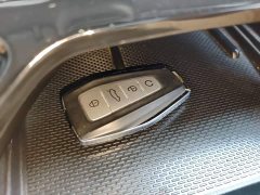 Geely Boyue L 1.5TD DCT Luxury - ფოტო 9