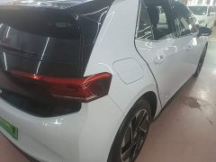 Volkswagen ID.3 Outstanding Edition - ფოტო 7