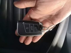 Volkswagen Passat 330TSI Luxury - ფოტო 9