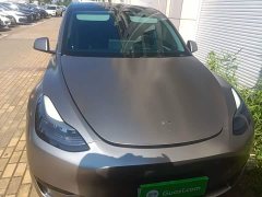 Tesla Model Y Rear-Wheel Drive - ფოტო 3