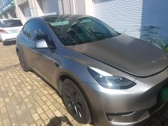 Tesla Model Y Rear-Wheel Drive - ფოტო 4