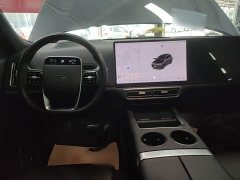 Li Auto Ideal L8 Air - ფოტო 10