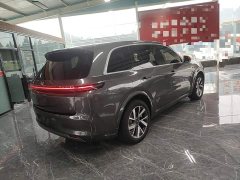 Li Auto Ideal L8 Air - ფოტო 7