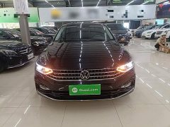 Volkswagen Magotan 2 Million Units Commemorative Edition 330TSI DSG Leading Version - ფოტო 3