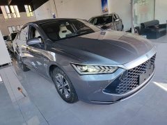 BYD Qin PLUS Glory Edition DM-i 55KM Leading - ფოტო 4