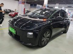Li Auto i8 Standard Edition - ფოტო 2